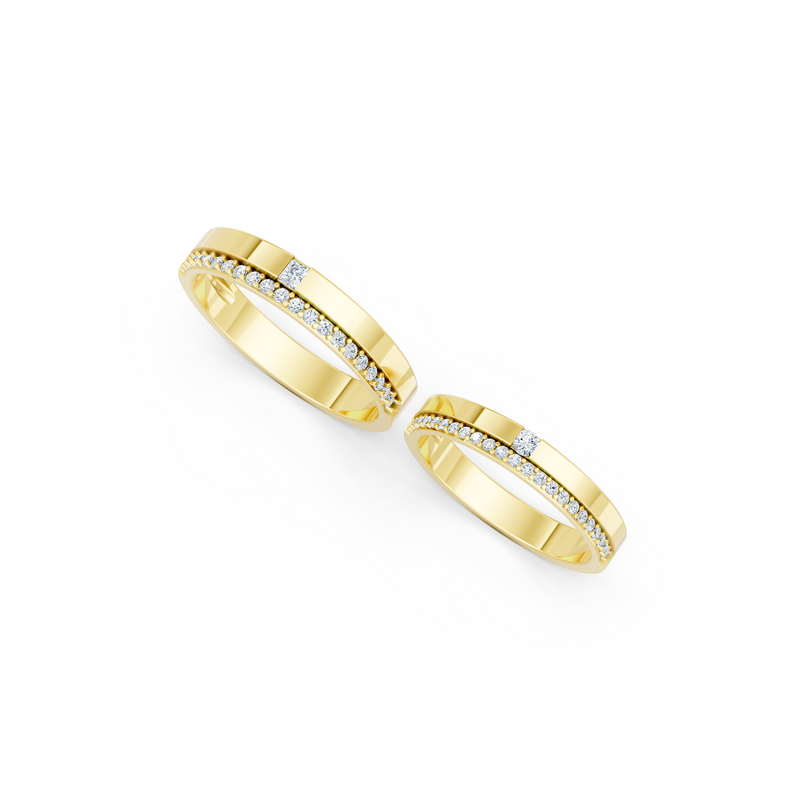 Elvaris Princess & Round Diamond Wedding Band Set detail